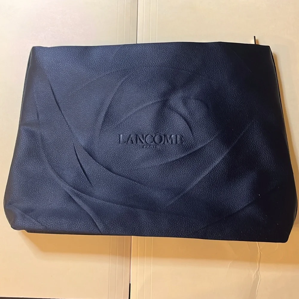 Gorgeous Brand New Lancome Makeup Bag / Clutch
